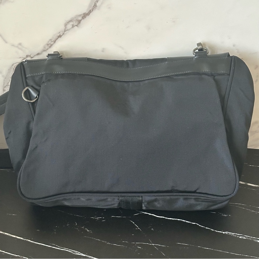 🖤Celine crossbody laptop bag 🖤 - Picture 3 of 8